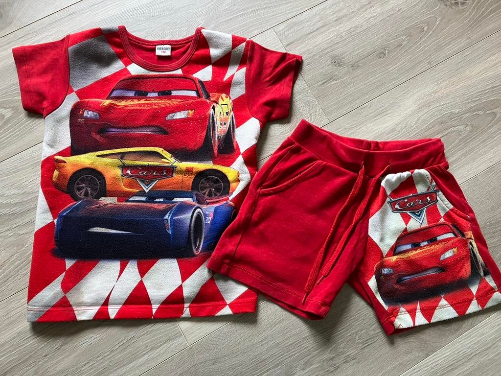T-shirt en short Cars maat 110, Ophalen, Gebruikt, Jongen, Setje