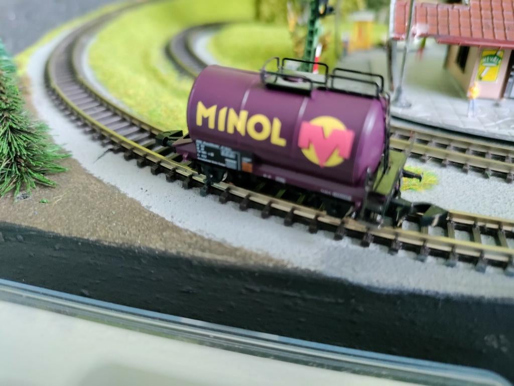 Märklin Mini-Club modeltreinen Z tankwagon Minol, Gelijkstroom, Wagon, Ophalen of Verzenden, Zo goed als nieuw