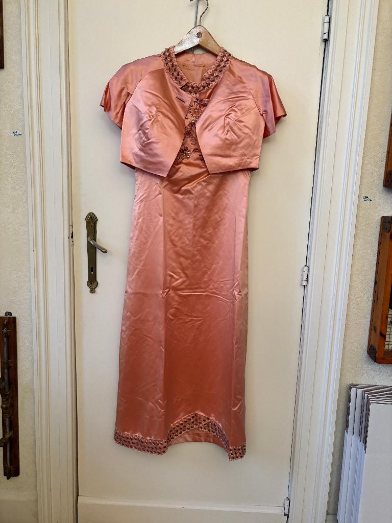 Robe vintage italienne en satin rose+boléro E.Bevilacqua, Kleding | Dames, Jurken, Roze, Ophalen of Verzenden