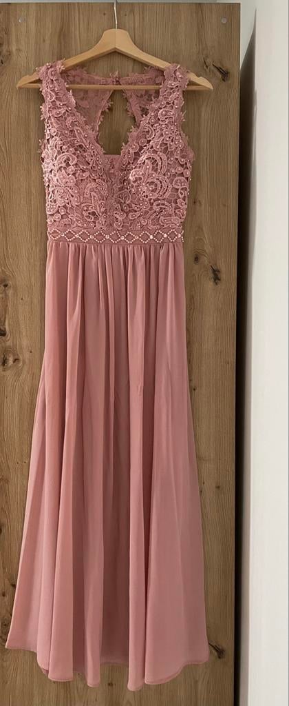 Robe ceremonie taille M, Enlèvement, Comme neuf