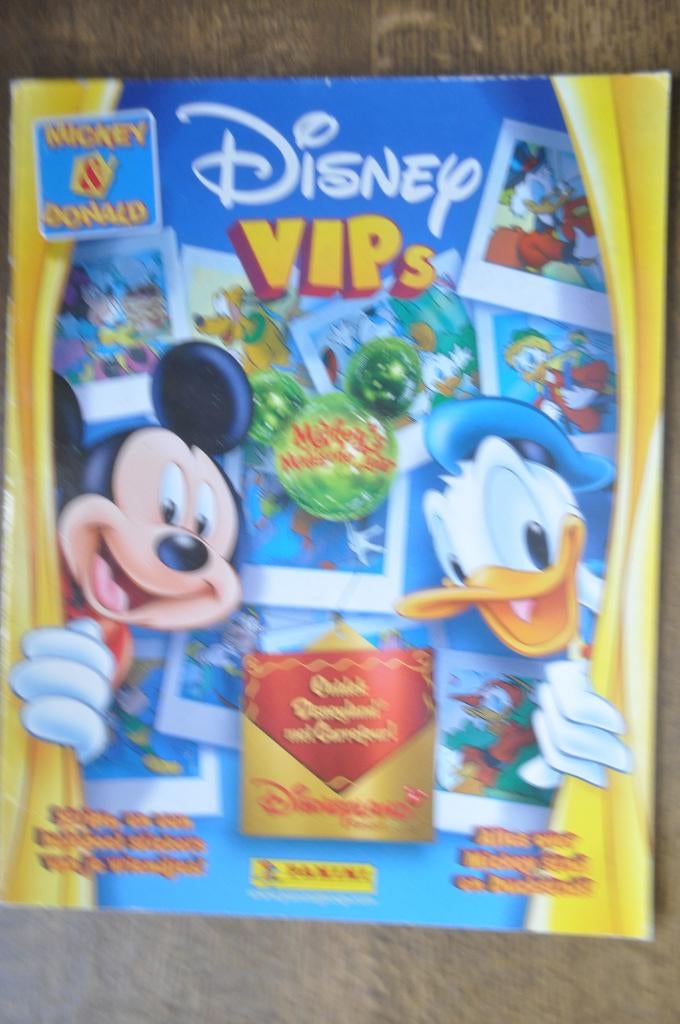 PANINI COMPLEET ALBUM DISNEY VIPS, Envoi, Utilisé, Plusieurs autocollants