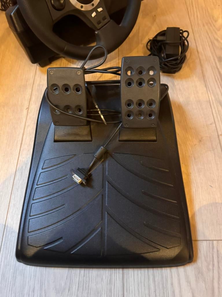 Logitech stuurwiel force feedback, Enlèvement, Comme neuf, PlayStation 3