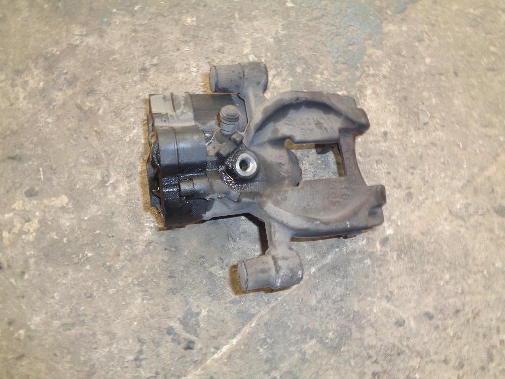 A vendre etrier arriere gauche VW Golf 7, Autos : Pièces & Accessoires, Enlèvement, Utilisé, Volkswagen