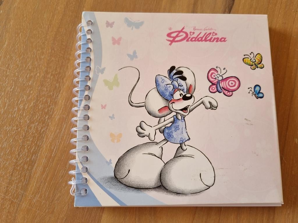Diddle diddlina sticker en kleurboekje, Verzamelen, Ophalen, Diddlina, Zo goed als nieuw