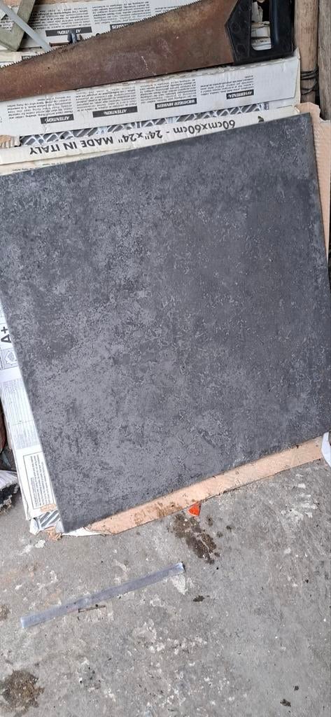 Carrelage 60x60.superbe  gris foncé rustique bord ciselé, Ophalen, Zo goed als nieuw