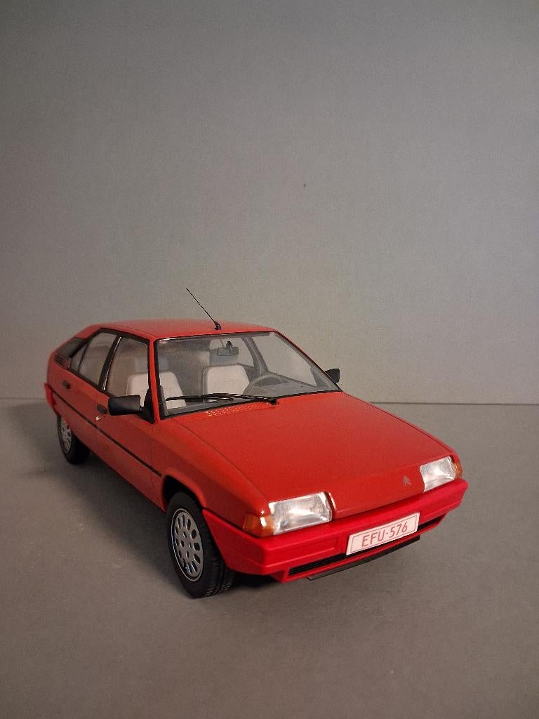Citroën BX 16 TRS - 1/18 - Norev - rood, Hobby en Vrije tijd, Modelauto's | 1:18, Zo goed als nieuw, Auto, Norev, Ophalen of Verzenden