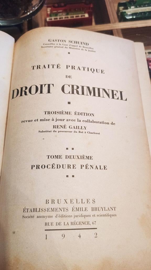 Traité pratique de droit criminel (Belgique) 1942, Enlèvement ou Envoi, Comme neuf