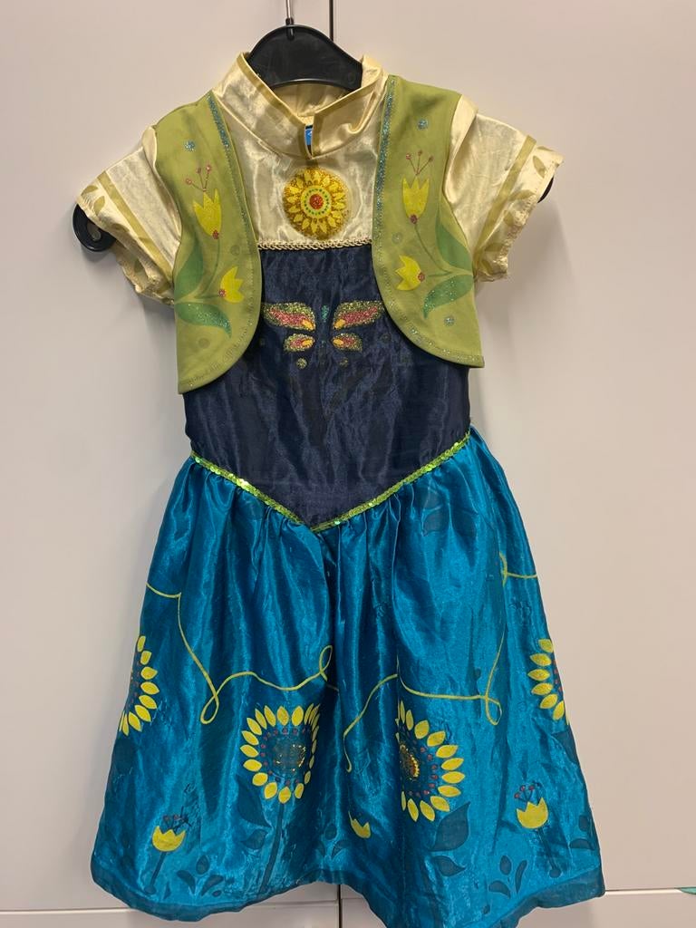Diverse verkleedkleding 6-8 jaar Disney, Kinderen en Baby's, Carnavalskleding en Verkleedspullen, Ophalen, Zo goed als nieuw
