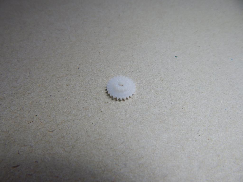 Märklin 226380 Tandrad in kunstof 24naar11tanden, Locomotief, Gelijkstroom of Wisselstroom, Nieuw, Ophalen of Verzenden