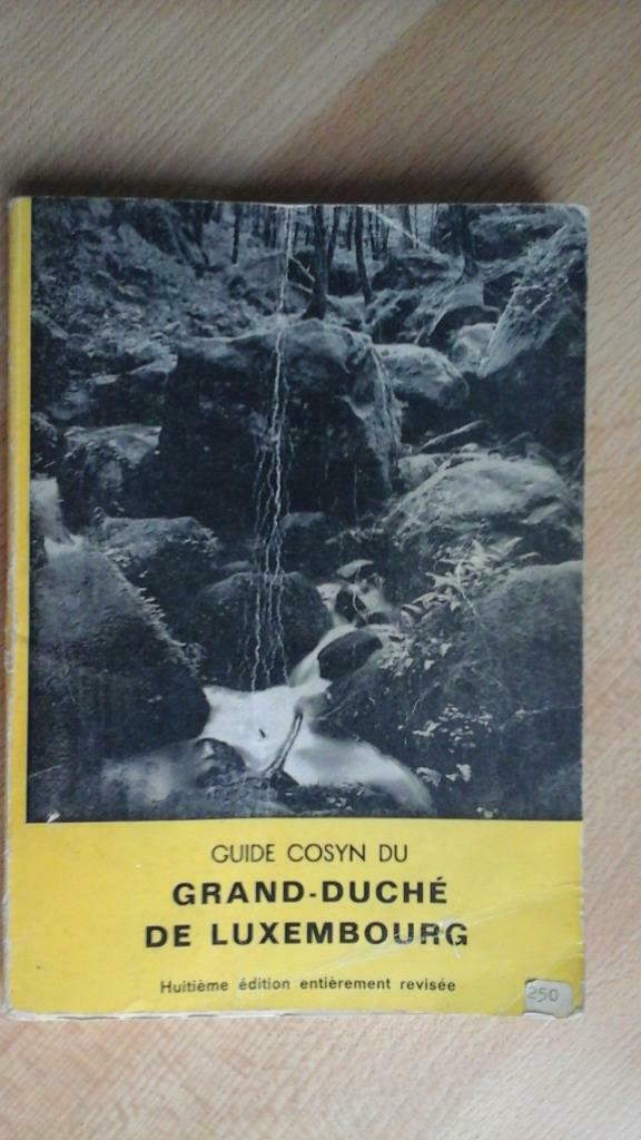 guide "sentiers pédestres du GDL" avec cartes militaires, Livres, Autres marques, Enlèvement ou Envoi, Utilisé, Guide de balades à vélo ou à pied