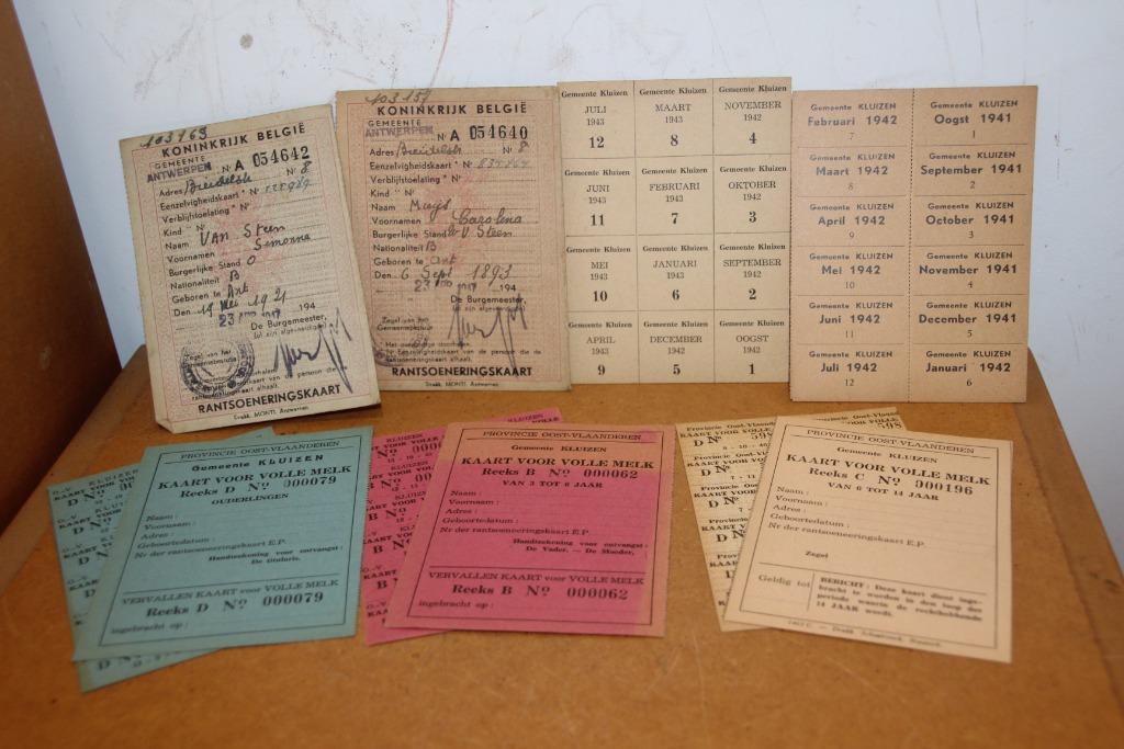 WW2 lot de cartes rationnement (flandres), Collections, Envoi, Autres, Vêtements ou Chaussures