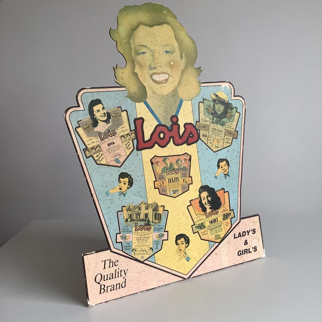 Leuk vintage Lois reclamebord uit karton, Ophalen of Verzenden, Gebruikt, Reclamebord