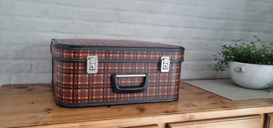 Koffertje brocante / reiskoffer / deco / 45 x 35 en 20 hoog, Antiek en Kunst, Ophalen