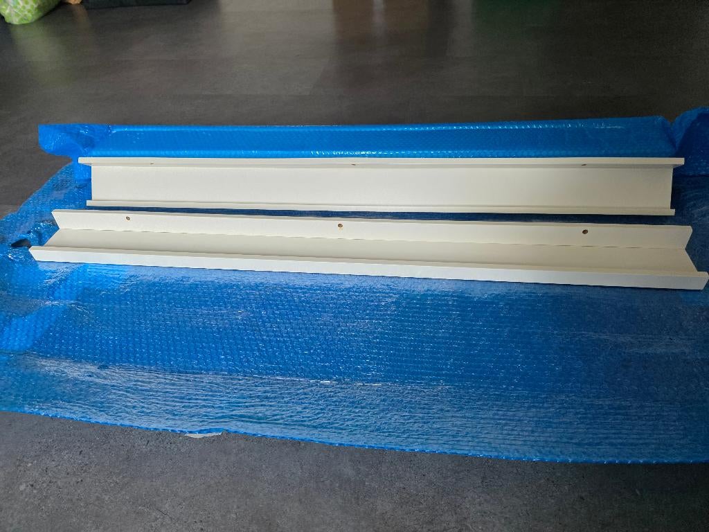 Mosslanda/Ribba Shelfs Ikea, Enlèvement, Comme neuf