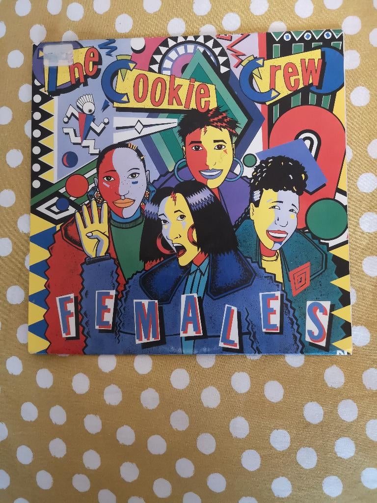 45T the cookie crew females (bpost gratuitement), Enlèvement ou Envoi, Comme neuf, Pop