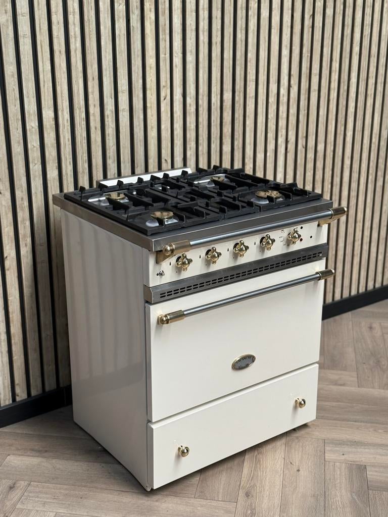 Four à gaz à crème Lacanche de luxe 70cm + four électrique, Enlèvement ou Envoi, Gaz, 4 zones de cuisson