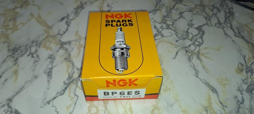 Bougies d'allumage MGA, MGB NGK BP6ES, Autos : Pièces & Accessoires, Enlèvement ou Envoi