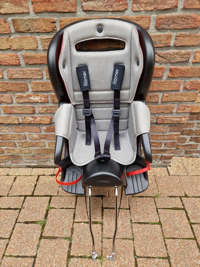 Fietsstoel Römer Jockey Comfort, Fietsen en Brommers, Fietsaccessoires | Fietsstoeltjes, Zo goed als nieuw, Achterzitje, Voetsteuntjes