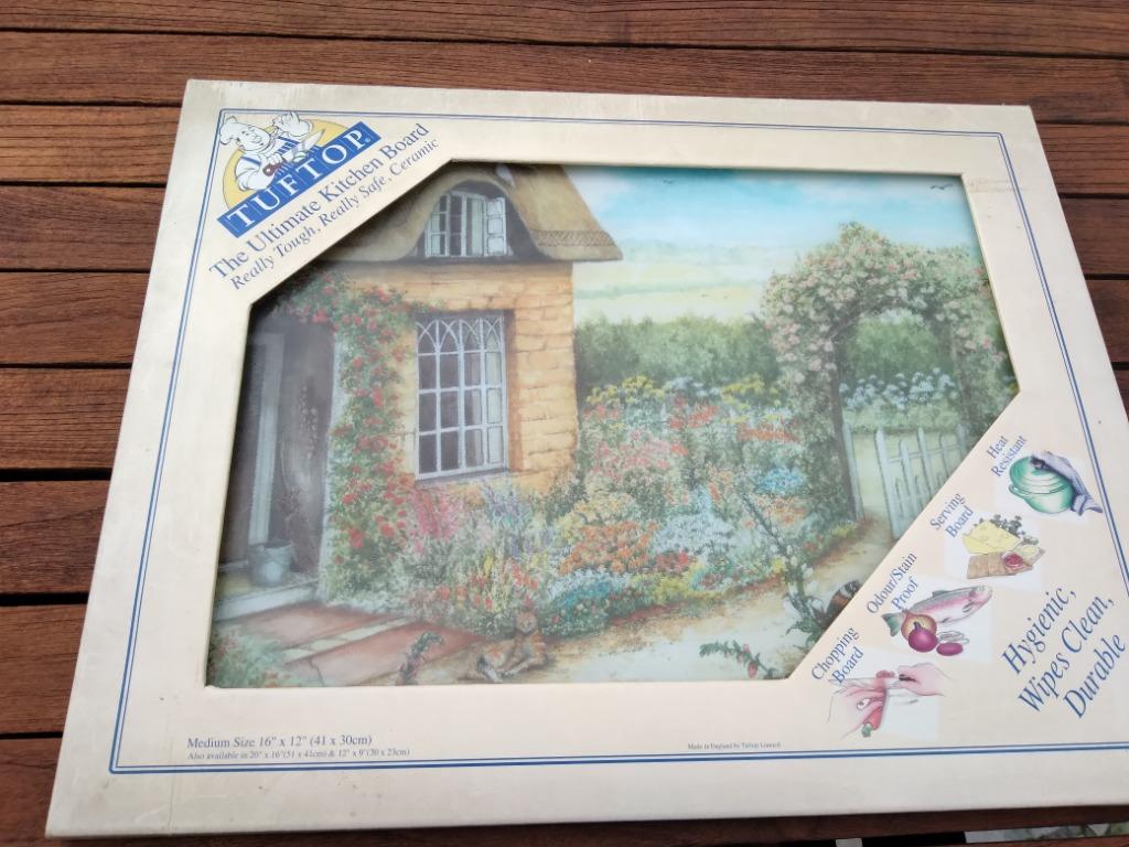 PLANCHE A DECOUPER EN CERAMIQUE COTTAGE GARDEN 41 X 30 CM TU, Enlèvement ou Envoi, Comme neuf