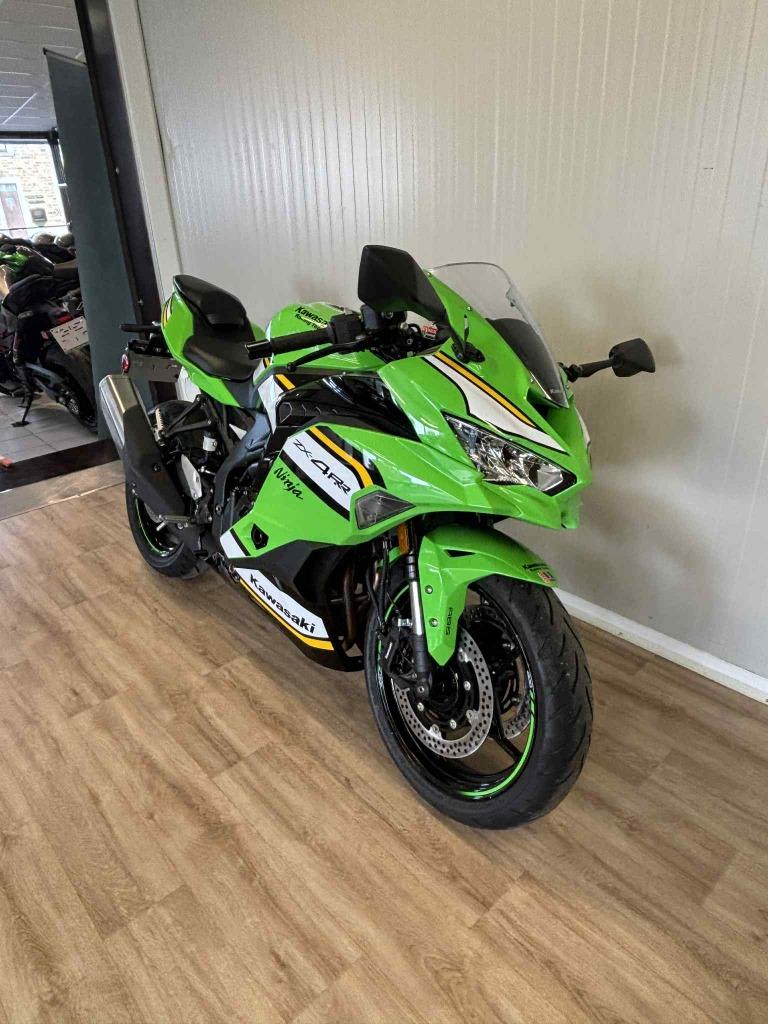 kawasaki ninja zx4rr, 400 cc, 4 cilinders, Bedrijf, Sport