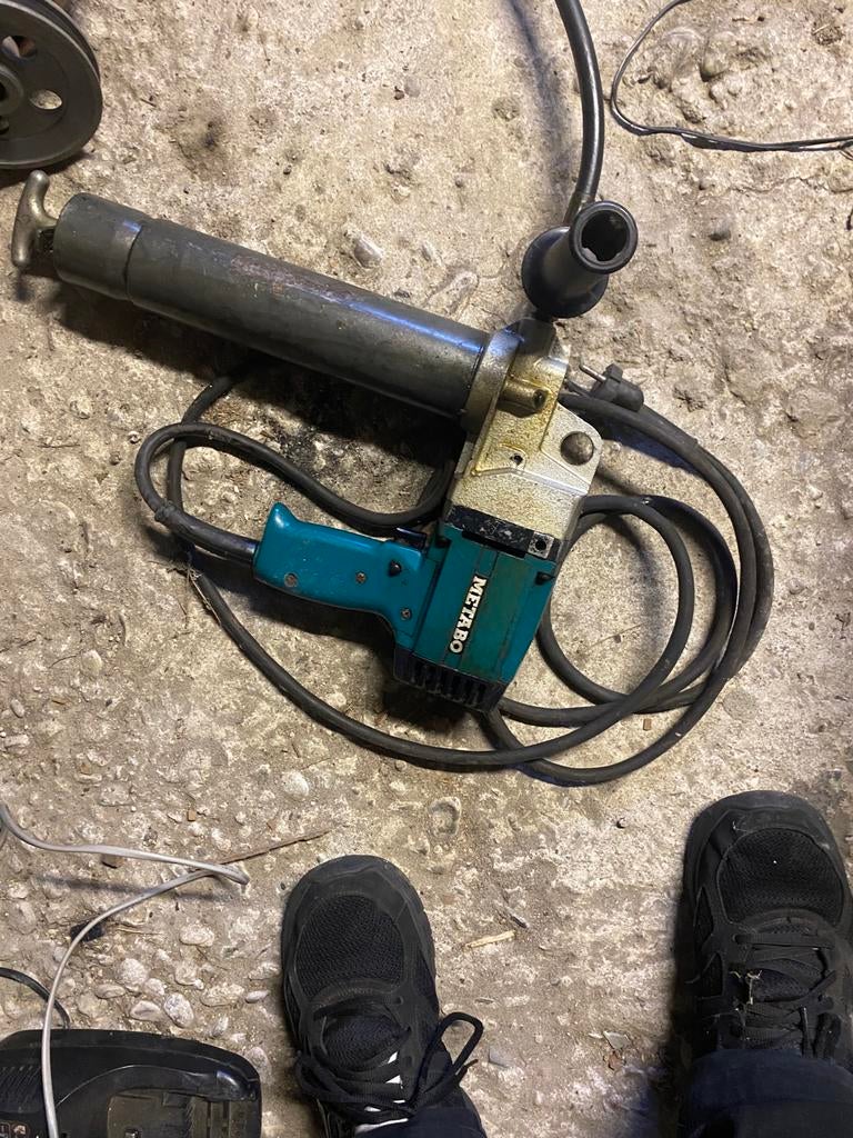 POMPE à graisse électrique, Enlèvement, Comme neuf