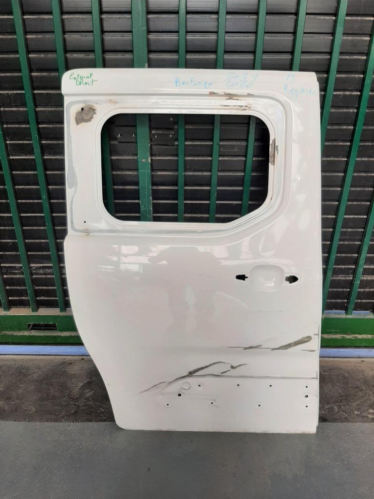 Porte lateral droit CITROEN BERLINGO PEUGEOT PARTNER 2020 K9, Enlèvement ou Envoi, Peugeot, Porte