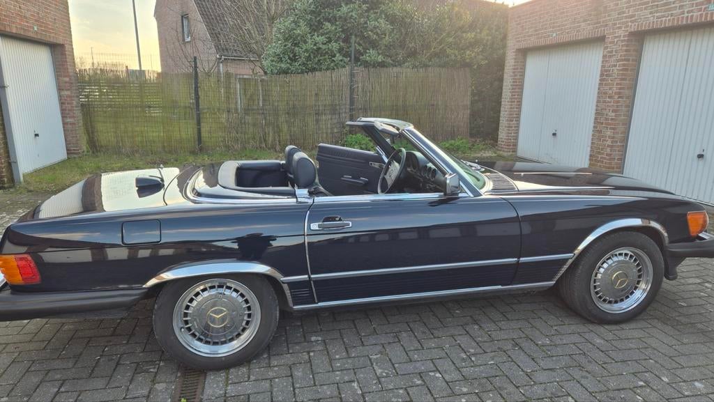 Mercedes 560 SL hardtop+capote en très bon état,, Autos, Mercedes-Benz, Cuir, Achat, 5600 cm³, Cabriolet