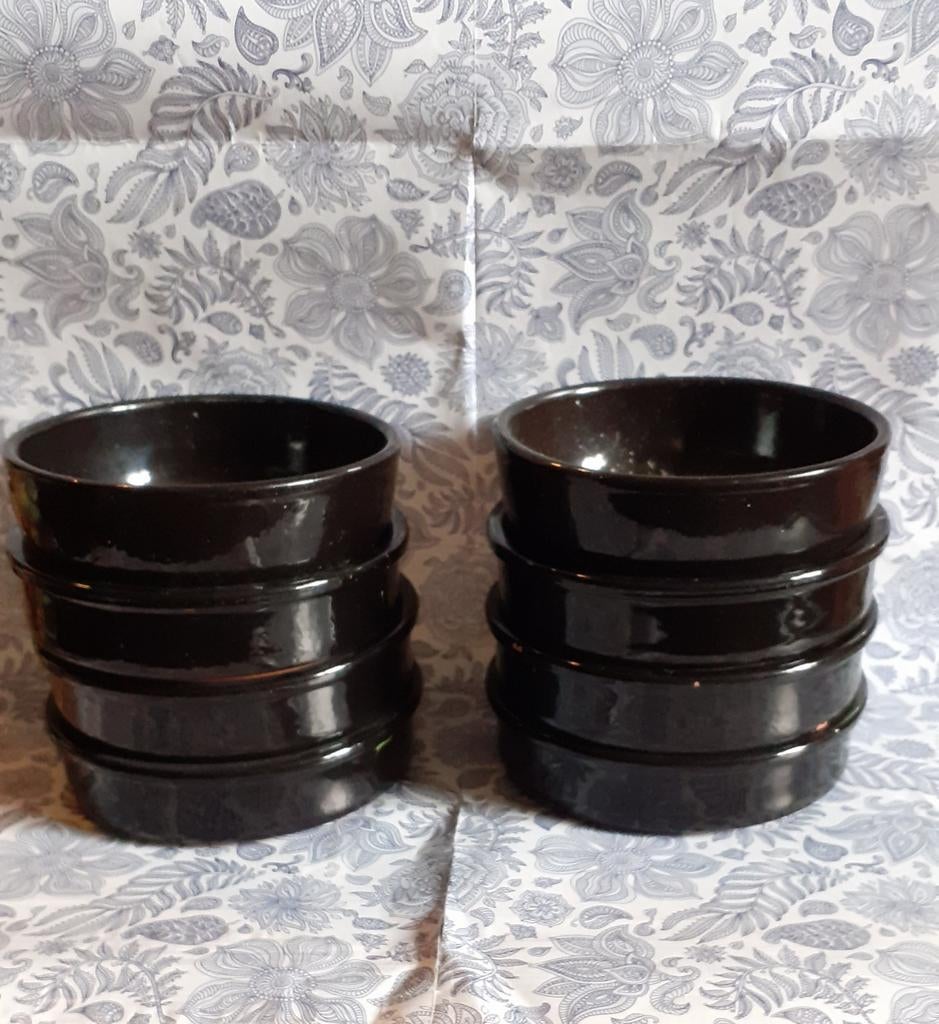 8 raviers en terre cuite émaillé noire pour four, Maison & Meubles, Cuisine | Vaisselle, Comme neuf, Autres types, Poterie, Enlèvement ou Envoi