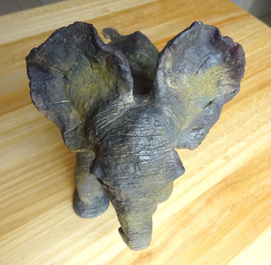 Olifantje, in keramiek, Antiek en Kunst, Ophalen