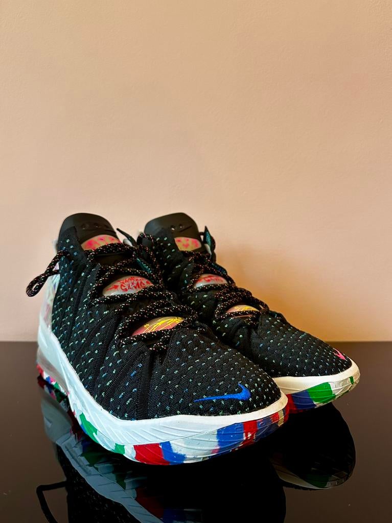 Baskets Sneakers Nike LeBron James XVIII, Enlèvement ou Envoi, Nike, Comme neuf, Baskets