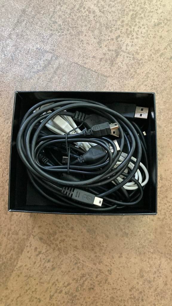 Partij diverse mini-usb kabels, Verzenden, Zo goed als nieuw