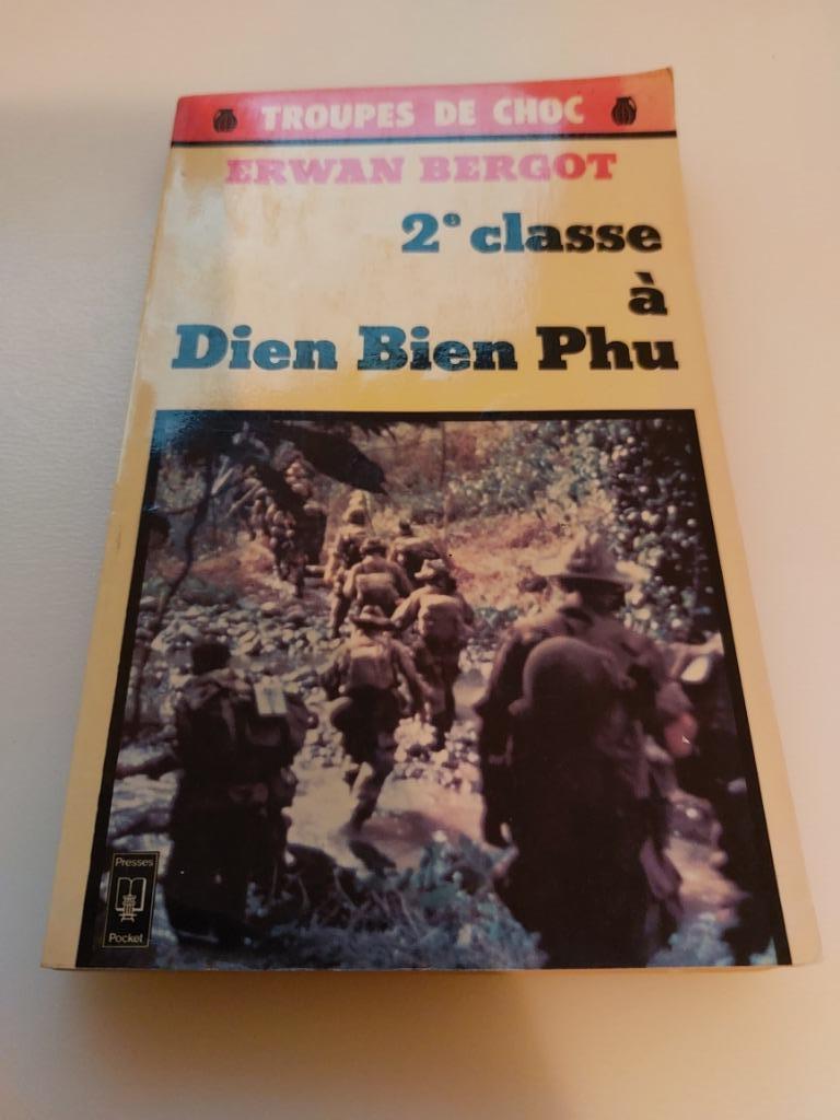 2e klas bij Dien Bien Phu, Erwan Bergot, Boeken, Ophalen of Verzenden, Gelezen
