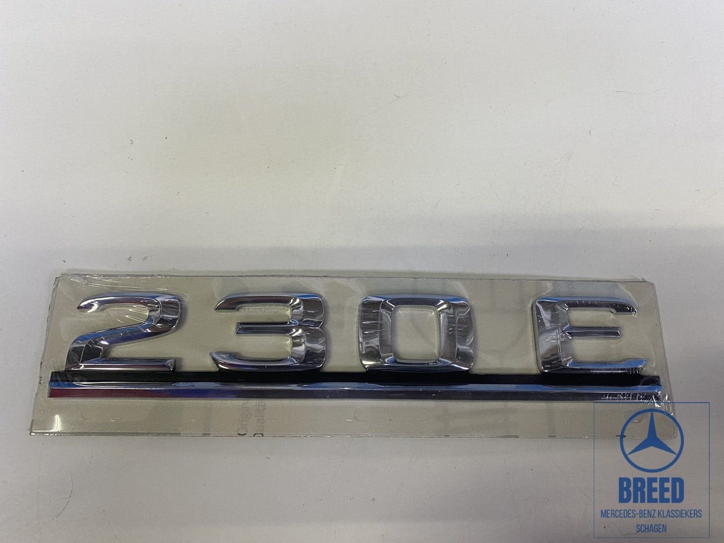 NOS embleem 230E voor Mercedes-Benz W124, -, Nieuw, Ophalen of Verzenden, -
