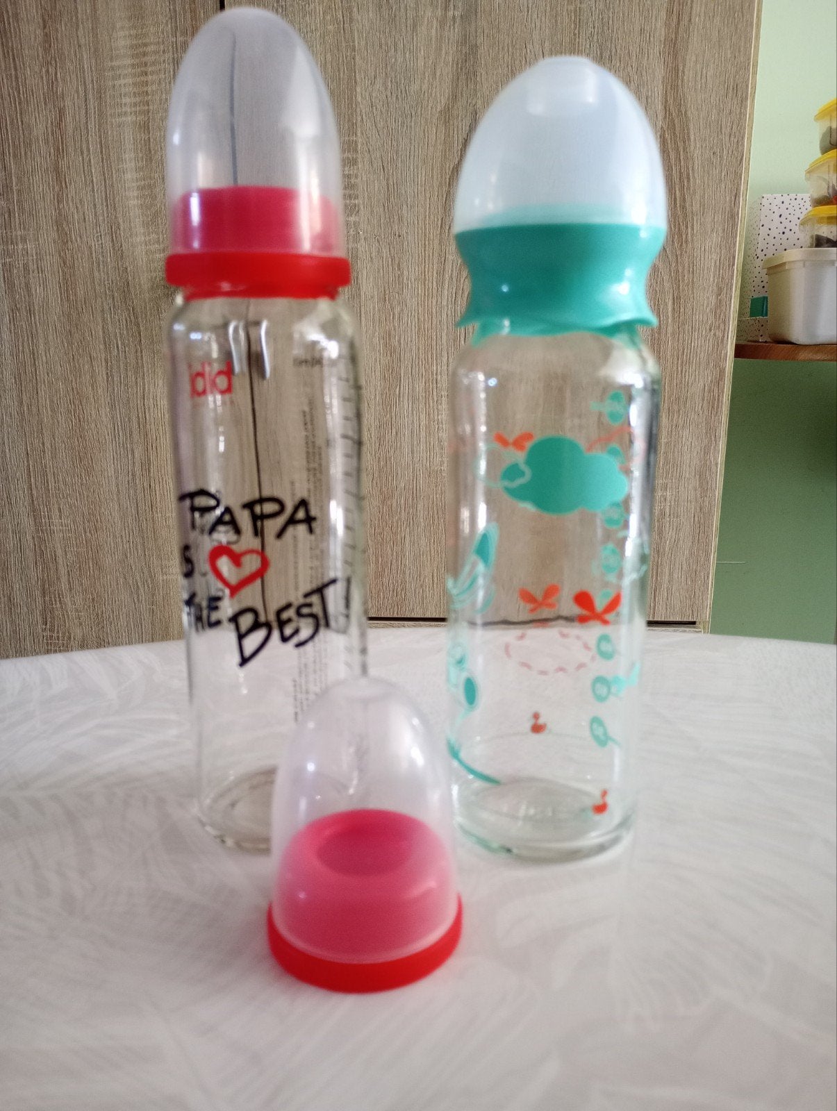 Lot de deux biberons en verre, Enfants & Bébés, Aliments pour bébé & Accessoires, Biberon, Enlèvement ou Envoi