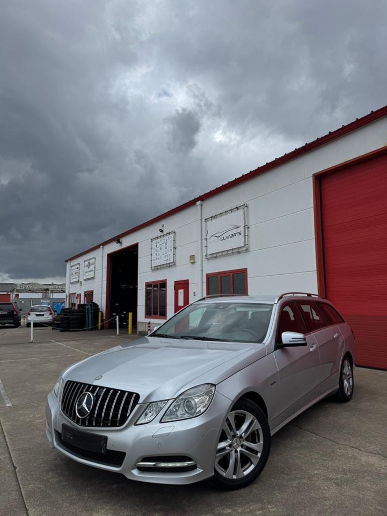 Mercedes E200 avantgarde 2012 led/xenon/navi/pdc, Auto's, Mercedes-Benz, Bedrijf, Te koop, ABS, Diesel, Euro 5, Break, 5 deurs