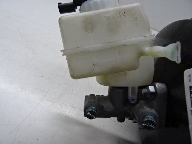 MAITRE CYLINDRE DE FREIN BMW X5 (F15) (01-2013/07-2018), Utilisé, BMW, Petuelring 130
80809  München, DE, Bayerische Motoren Werke AG