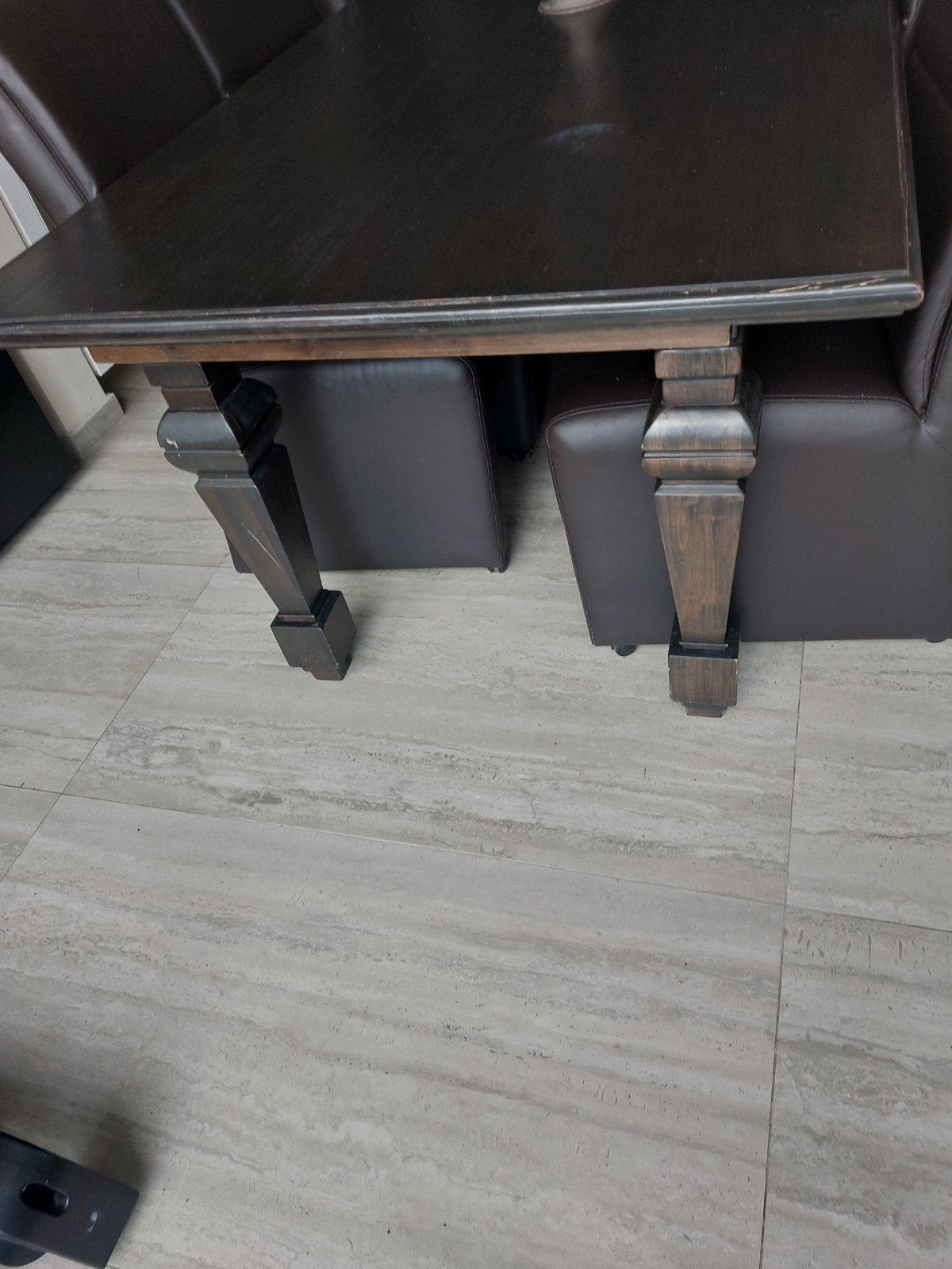 salon tafel, Ophalen