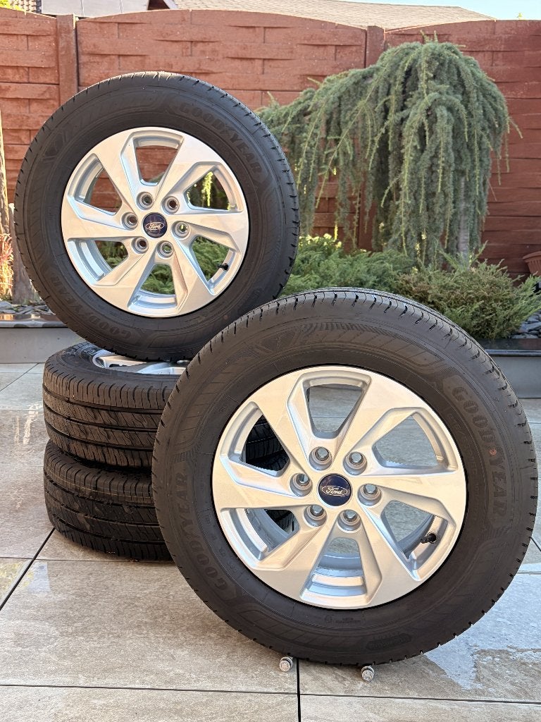 Originele 16" Ford Transit Custom New velgen en banden, Auto-onderdelen, Banden en Velgen, Ophalen, 16 inch, Banden en Velgen