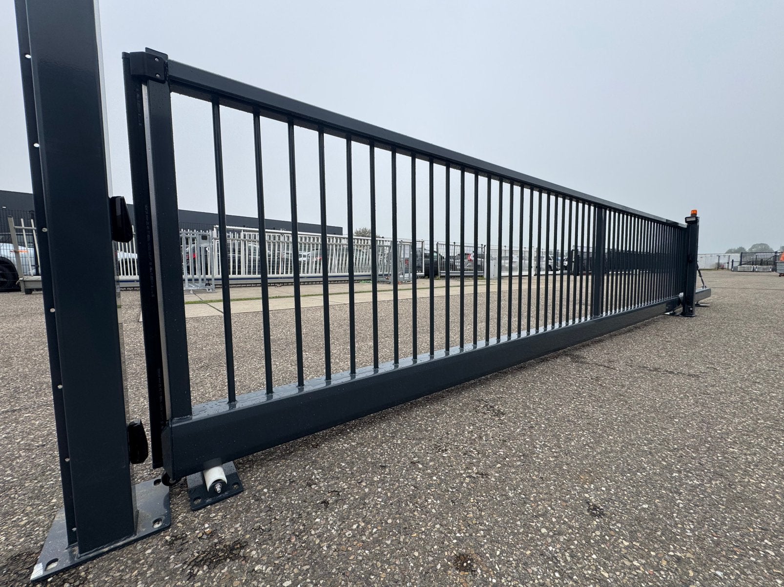 Volautomatische schuifpoort, Ophalen, Schuifpoort, Nieuw, 200 cm of meer