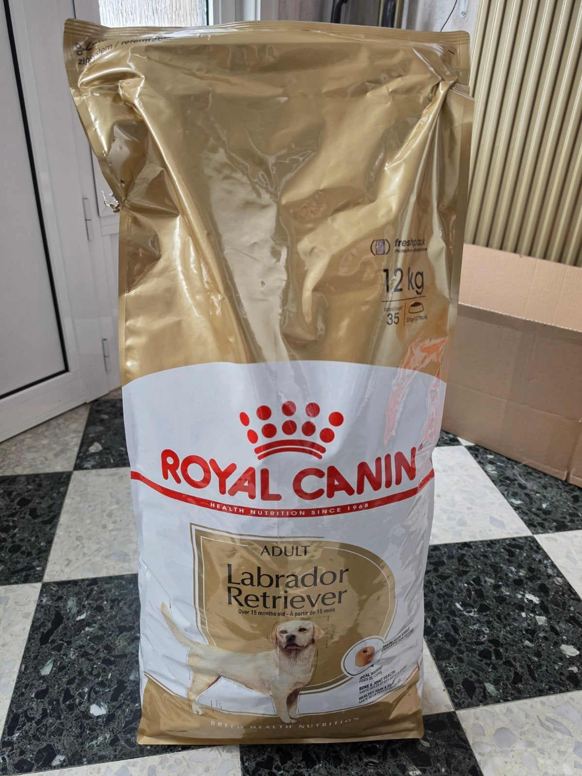 Royal Canin Labrador Adult 12Kg, Verzenden