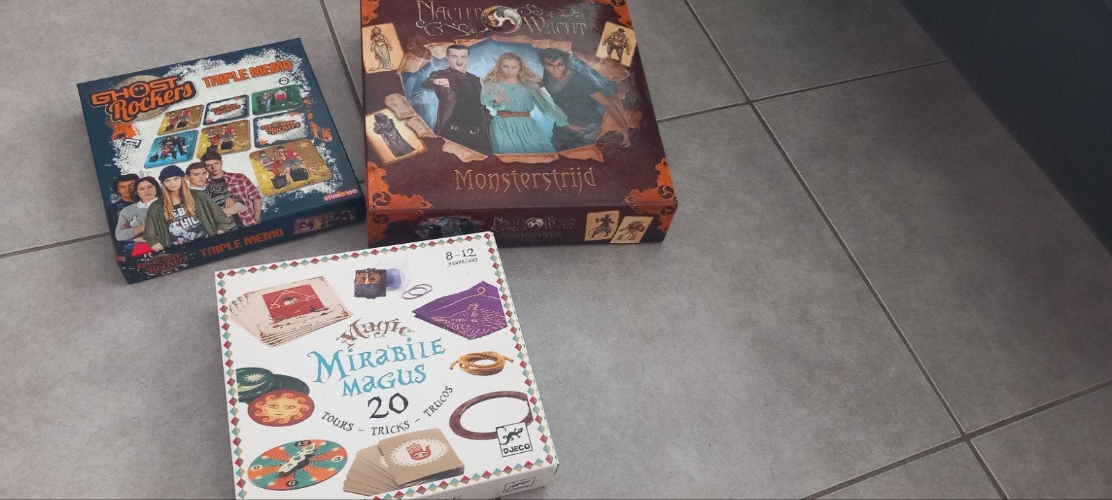 Set van 3 spellen (goocheltruc, geheugen en strategie), Ophalen