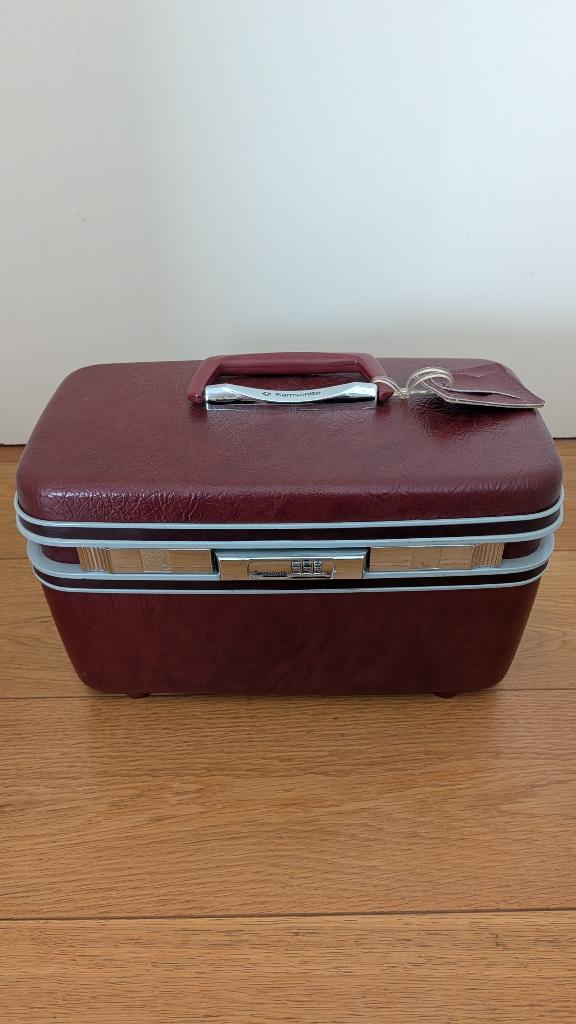Beautycase Samsonite " Silhouette 200", Rouge, Comme neuf, Avec miroir(s), Enlèvement