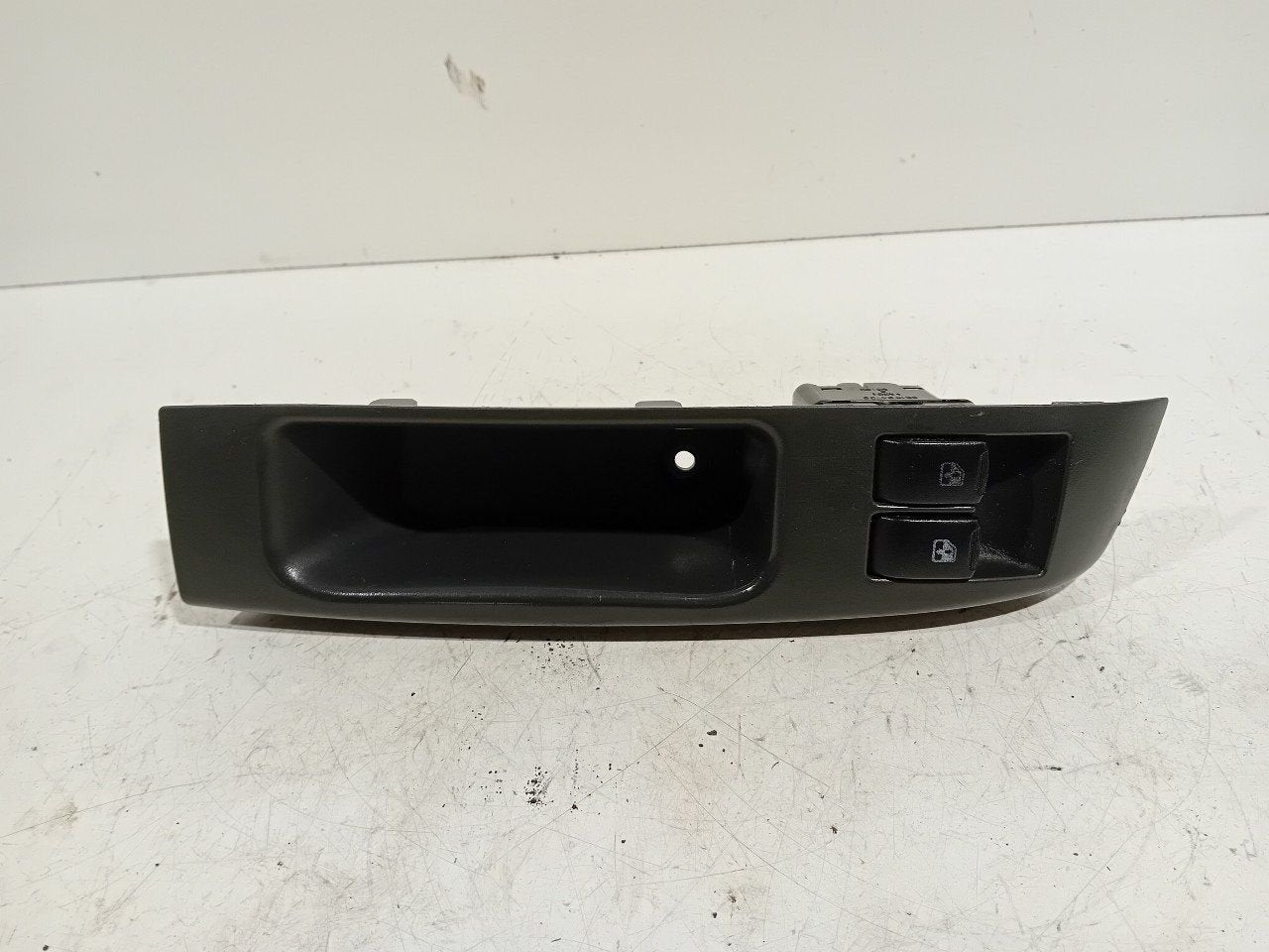 Bedieningspaneel elektrische ramen Chevrolet Spark, Onderdelen@venauto.nl, Van der Ven Autorecycling B.V., Ettenseweg 76, 4706 PB Roosendaal, The Netherlands