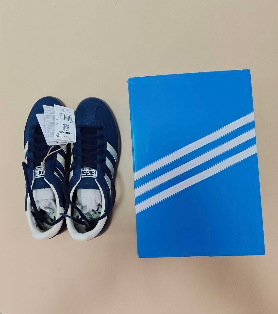 Adidas handball spezial (maat 38,5), Enlèvement, Neuf, Fille