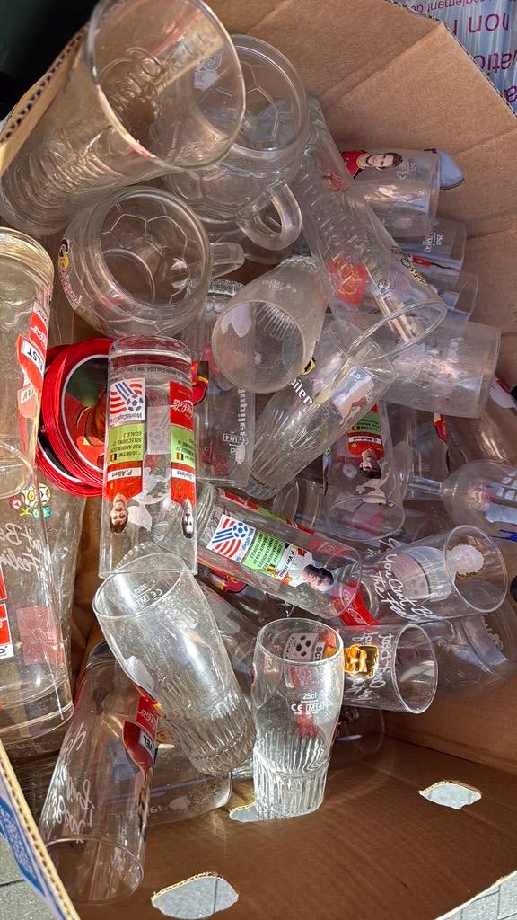 Grote set voetbal/Coca-Cola verzamelbrillen, Jupiler, Ophalen, Zo goed als nieuw