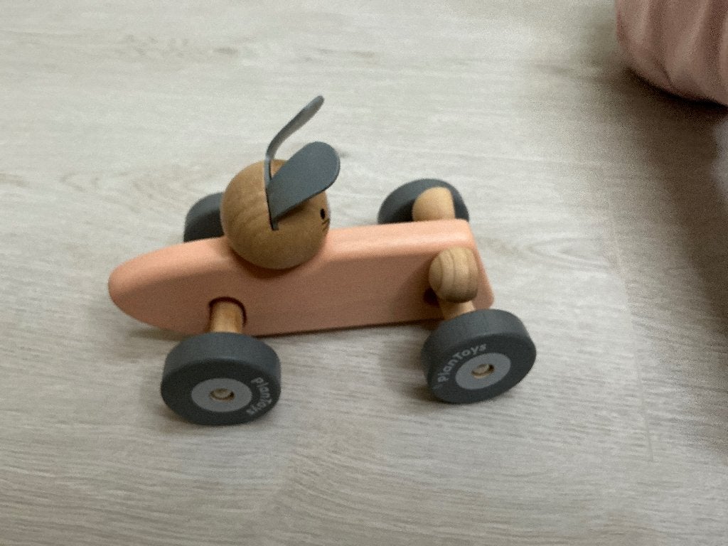 Plan Toys Auto konijn Roze, Kinderen en Baby's, Ophalen, Zo goed als nieuw