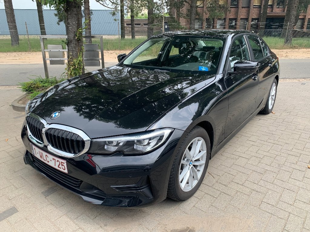 BMW 318d, Auto's, BMW, 4 deurs, Achterwielaandrijving, 4 cilinders, Zwart