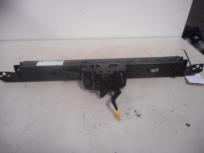 VOORFRONT SLOTPLAAT Opel Zafira Tourer (P12) (13504470), Gebruikt, Opel, Opel Automobile GmbH, Kontakt-opel@opel.com