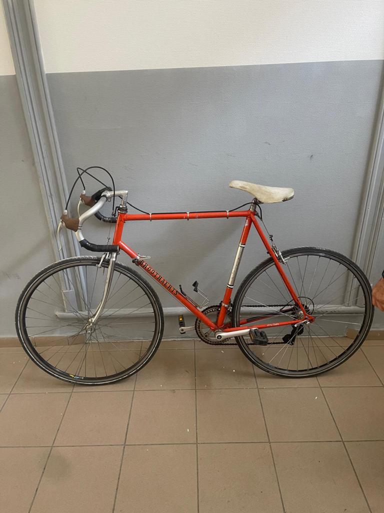 Vélo, Enlèvement ou Envoi, Comme neuf