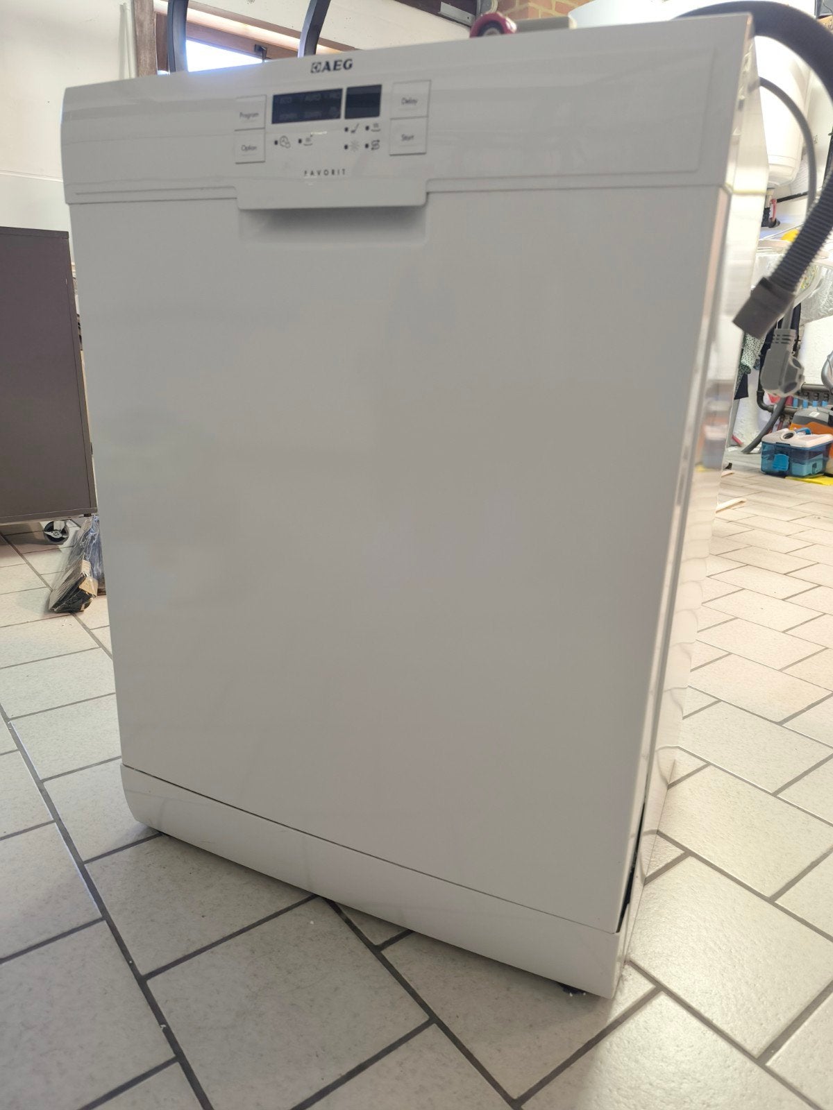 Lave-vaisselle AEG F56312W0, Electroménager, Lave-vaisselle, 85 à 90 cm, Enlèvement, Utilisé, À Poser